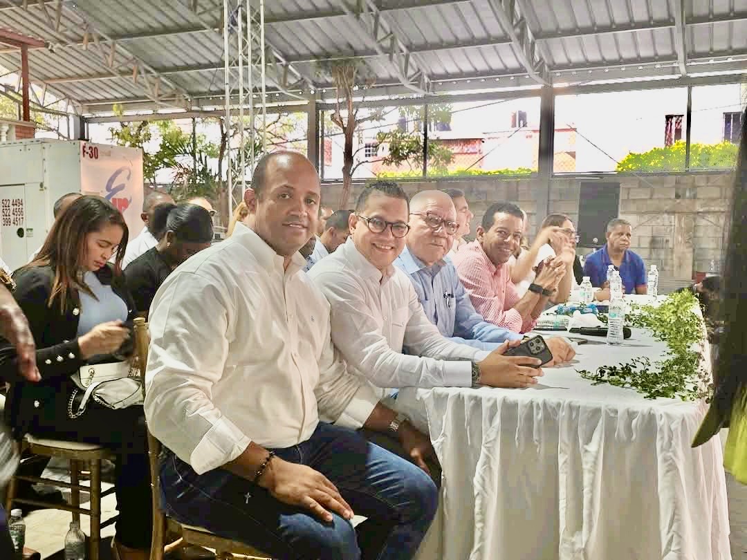 Diomar de la Rosa promueve actividades en apoyo a Abinader y PRM